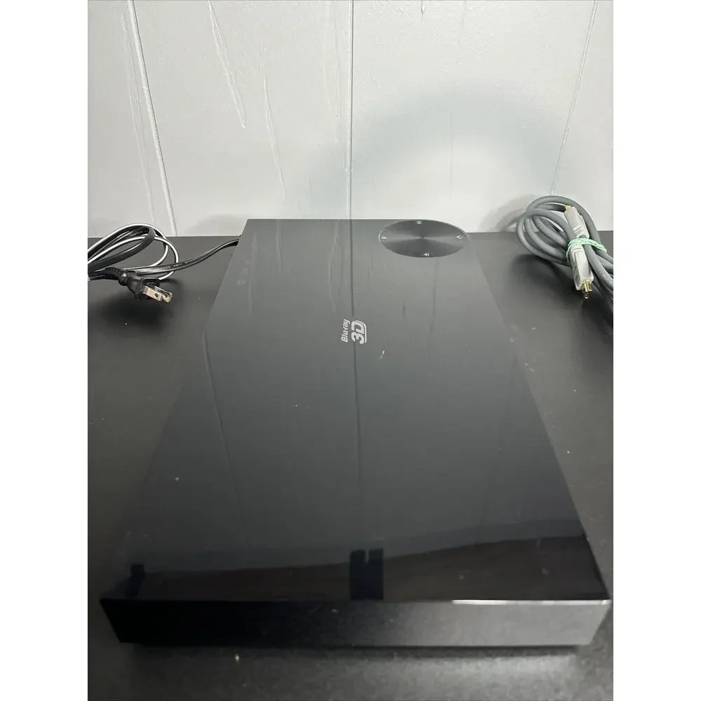 Samsung BD-F5900 3D Blu-ray Player New With Power Cord HDMI cord - No Remote